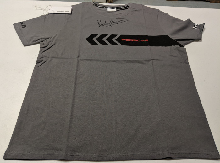 T-shirt Signed by Haywood 